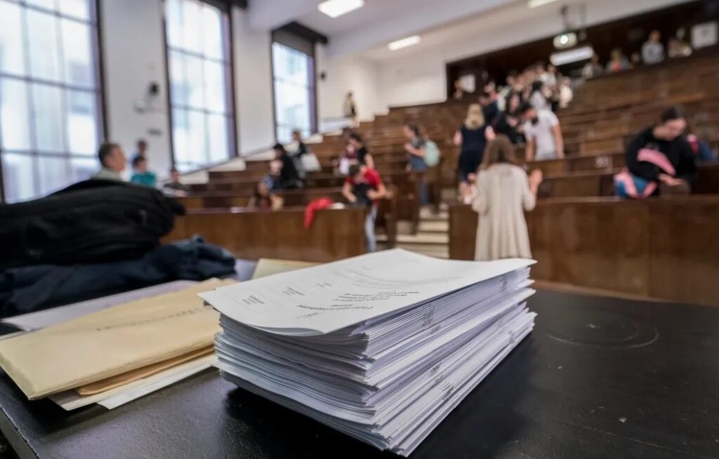 ¿Cómo prepararte para un examen de lengua y literatura? Técnicas infalibles que debes conocer