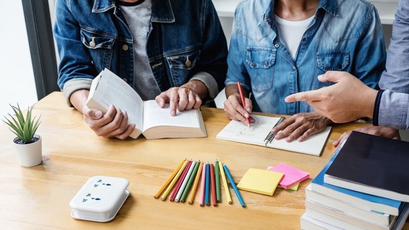 La importancia de la escritura creativa en los jóvenes